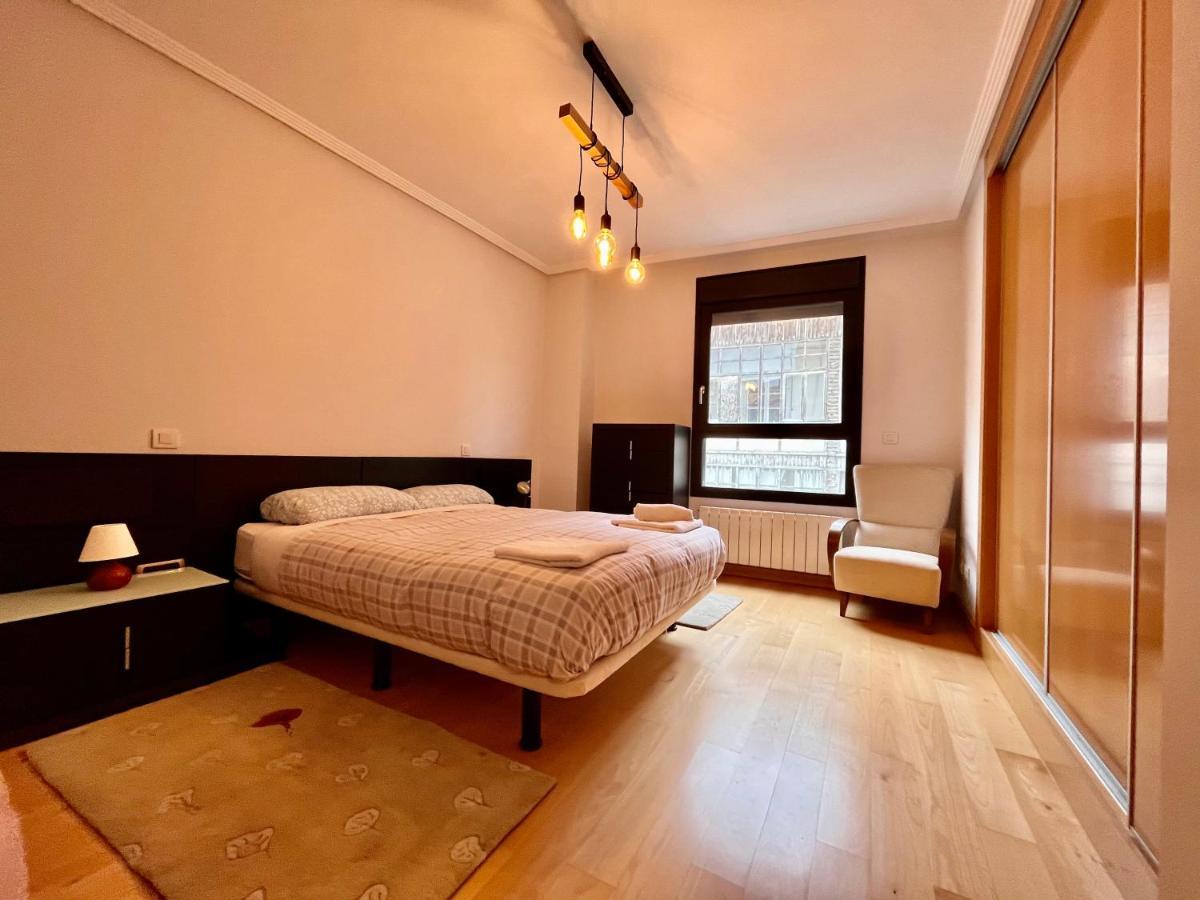 Atuaire Home Cordon 3 Centro Historico Parking Incluido Burgos Ngoại thất bức ảnh